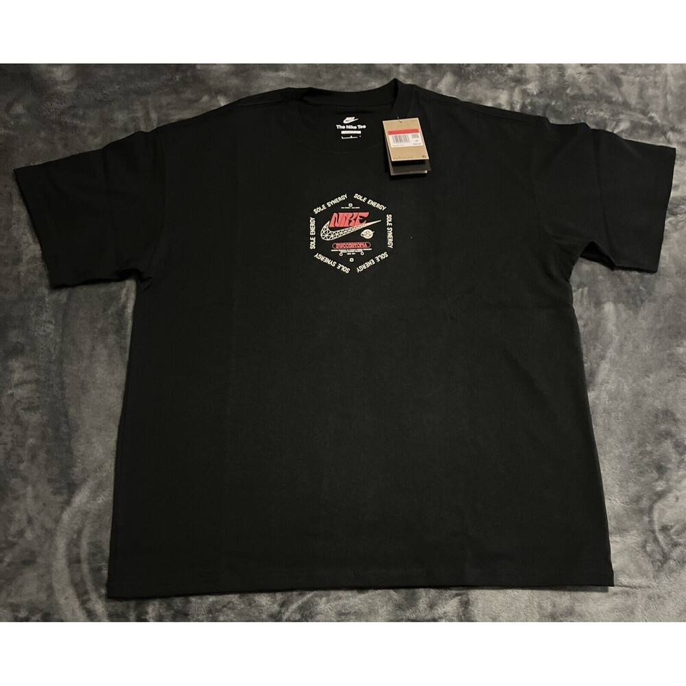 Medium Nike Sportswear Max90 “Swooshtopia” “Sole” Energy T-Shirt FD1305-010
